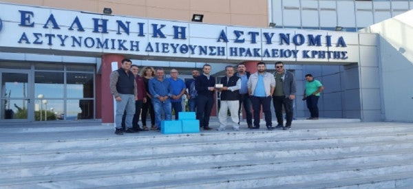 «Μποναμάς» Λεμπιδάκη – Νέα δώρα του επιχειρηματία στην Αστυνομία για την απελευθέρωσή του (εικόνα)